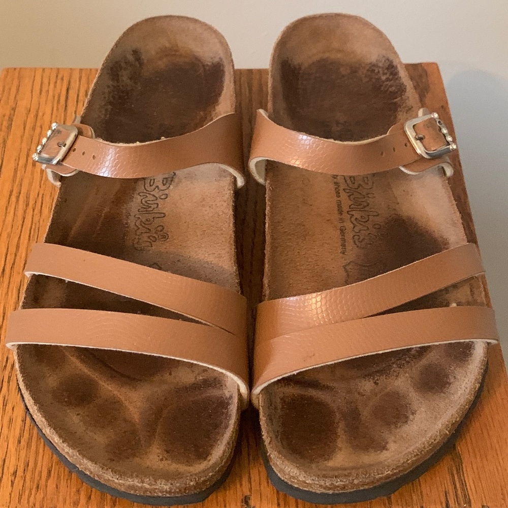Birki’s by Birkenstock Tan Sandals, Pre-Owned, 3 straps, size 37